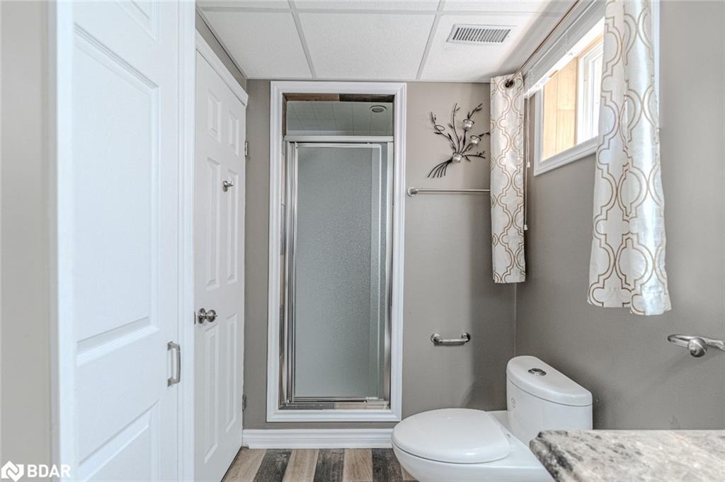 68 Coughlin Road, Barrie, ON - Indoor Photo Showing Bathroom