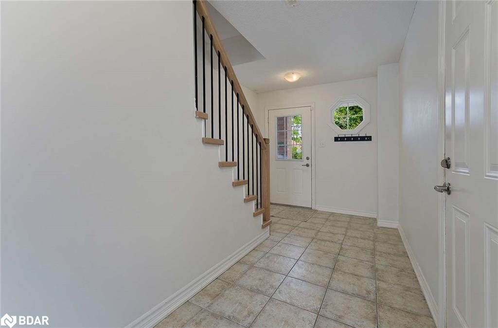 7-57 Ferndale Drive S, Barrie, ON - Indoor Photo Showing Other Room