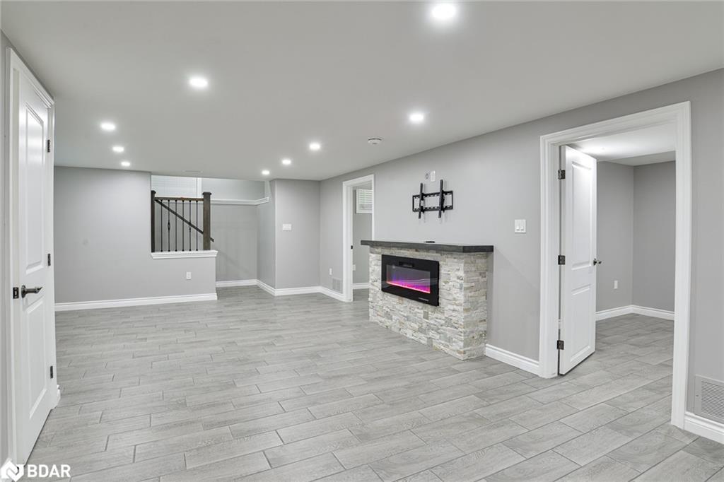 105 Wellington Street, Gravenhurst, ON