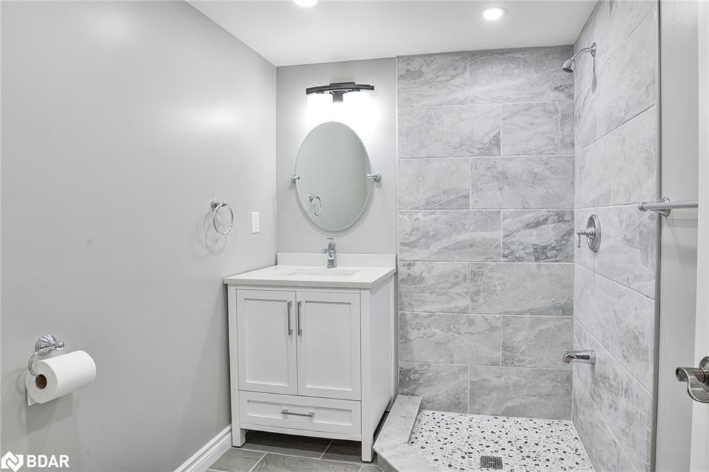 105 Wellington Street, Gravenhurst, ON