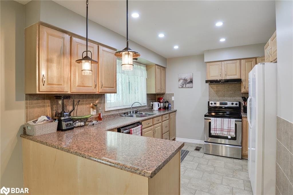 105 Wellington Street, Gravenhurst, ON