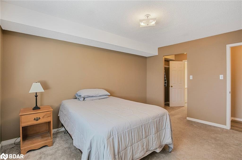 303-107 Bond Street, Orillia, ON - Indoor Photo Showing Bedroom