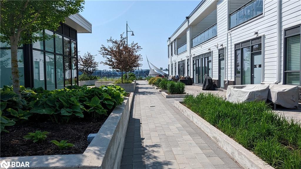 60-275 Broward Way, Innisfil, ON - Outdoor