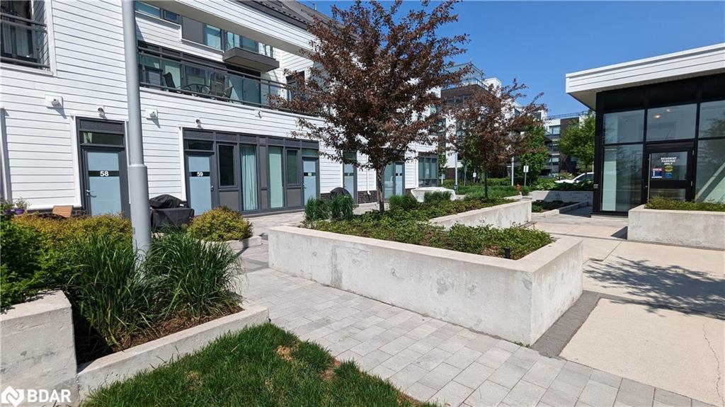 60-275 Broward Way, Innisfil, ON - Outdoor