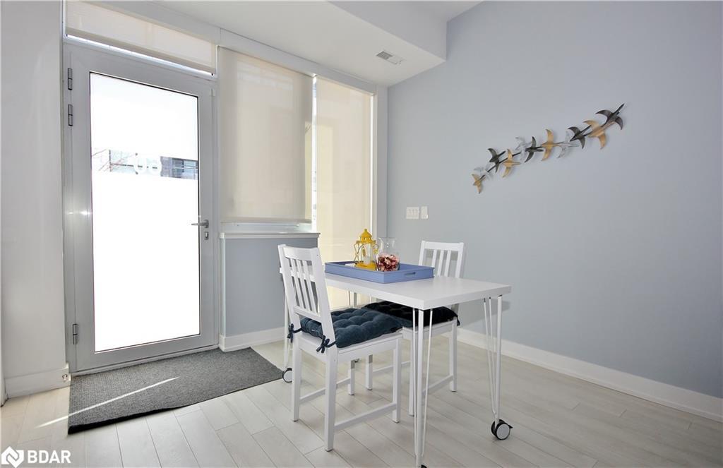 60-275 Broward Way, Innisfil, ON - Indoor Photo Showing Dining Room
