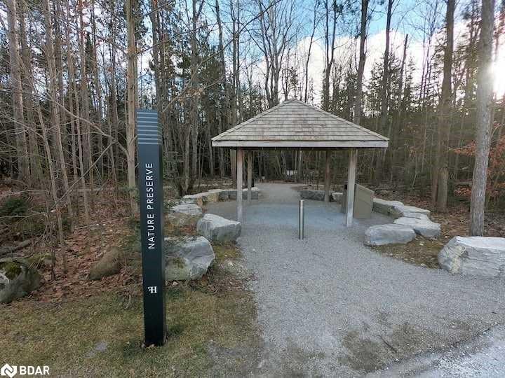 60-275 Broward Way, Innisfil, ON - Outdoor