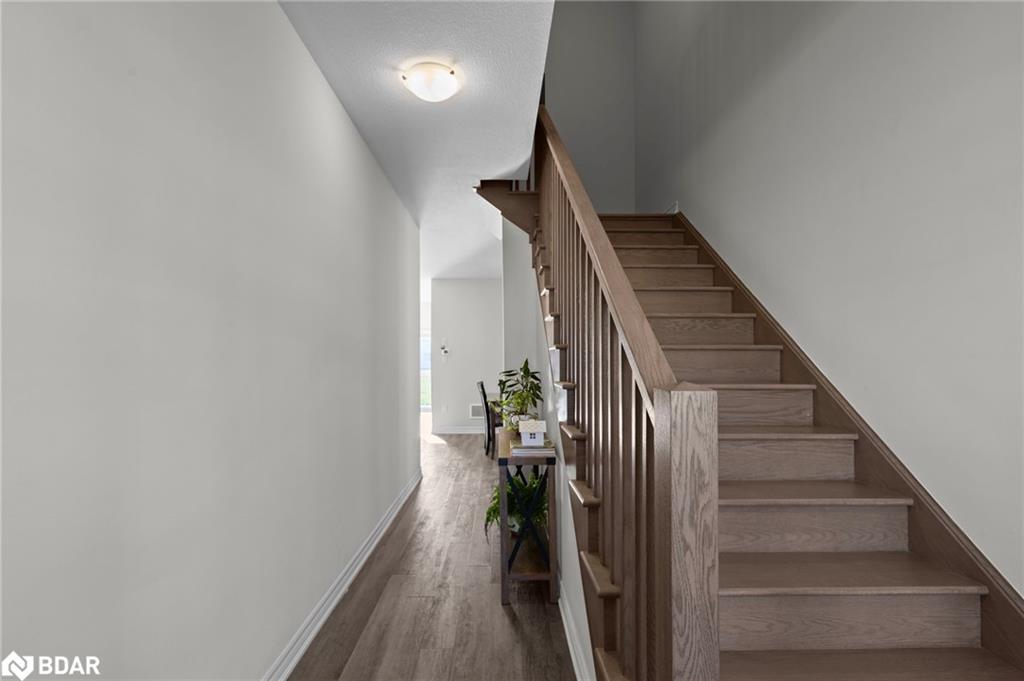 340 Mceachern Lane, Gravenhurst, ON - Indoor Photo Showing Other Room