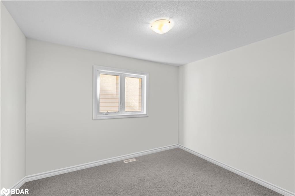 340 Mceachern Lane, Gravenhurst, ON - Indoor Photo Showing Other Room