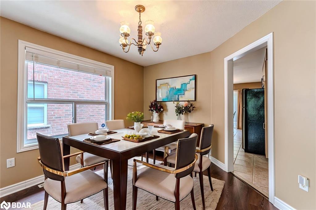 10 Stephanie Lane, Barrie, ON - Indoor Photo Showing Dining Room