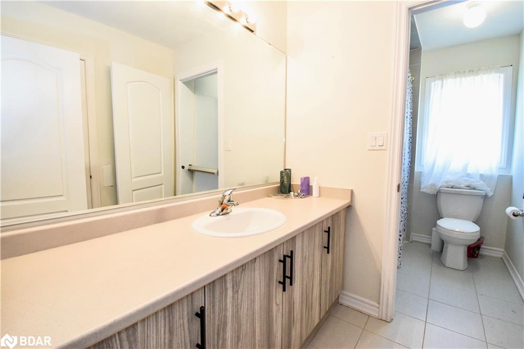 77 Tumblewood Place, Welland, ON - Indoor Photo Showing Bathroom