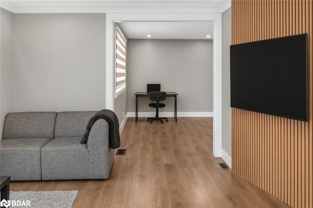 1859 Parkhurst Avenue, London, ON - Indoor