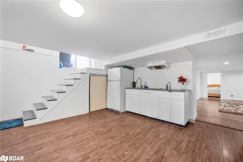 1859 Parkhurst Avenue, London, ON - Indoor