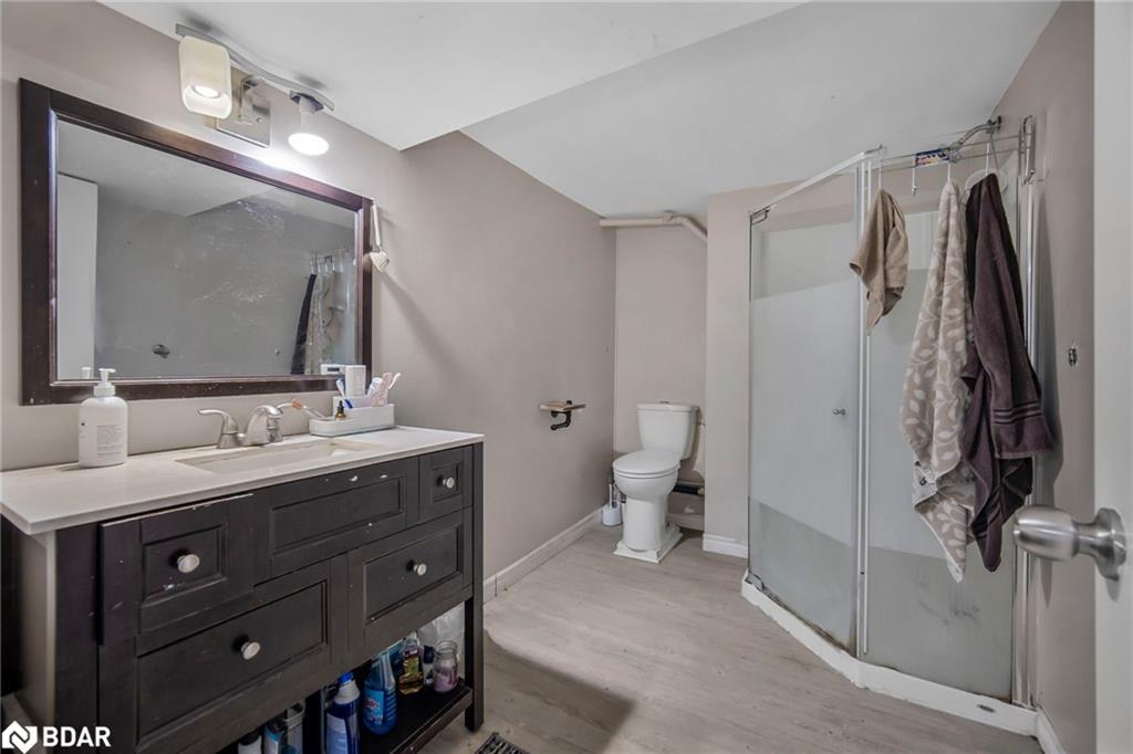 1859 Parkhurst Avenue, London, ON - Indoor Photo Showing Bathroom