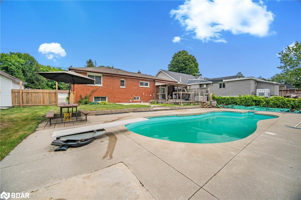 1859 Parkhurst Avenue, London, ON - Outdoor With In Ground Pool With Backyard