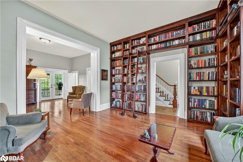 72 Banfield Street, Paris, ON - Indoor