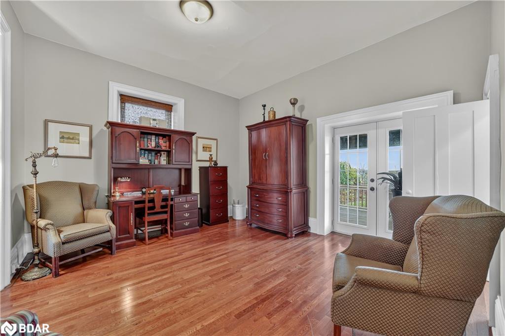 72 Banfield Street, Paris, ON - Indoor