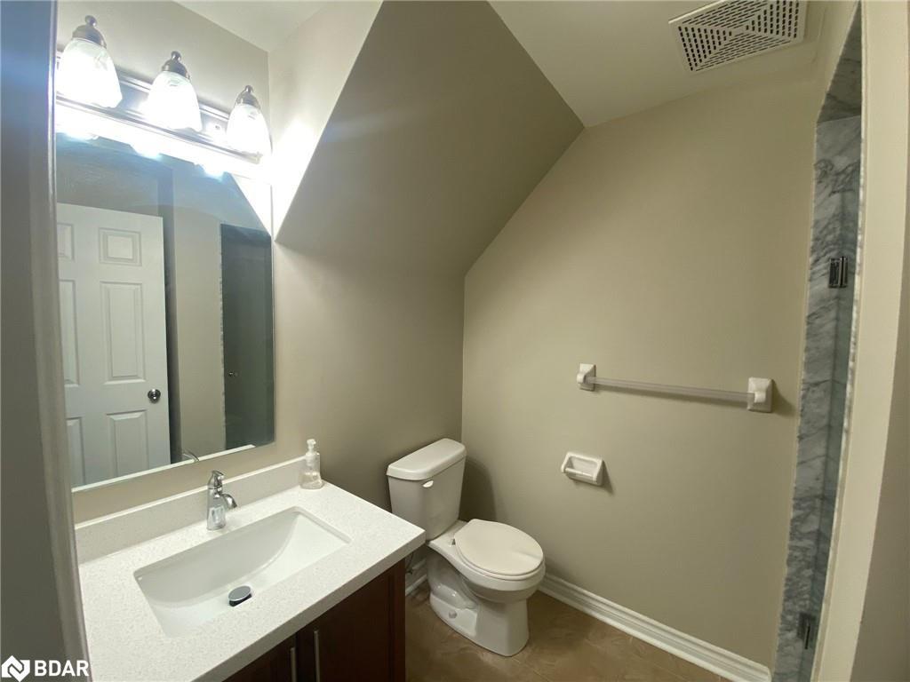 32-02-2420 Baronwood Drive, Oakville, ON - Indoor Photo Showing Bathroom