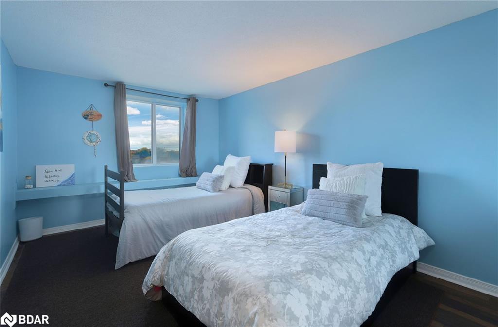 501-6720 Glen Erin Drive, Mississauga, ON - Indoor Photo Showing Bedroom