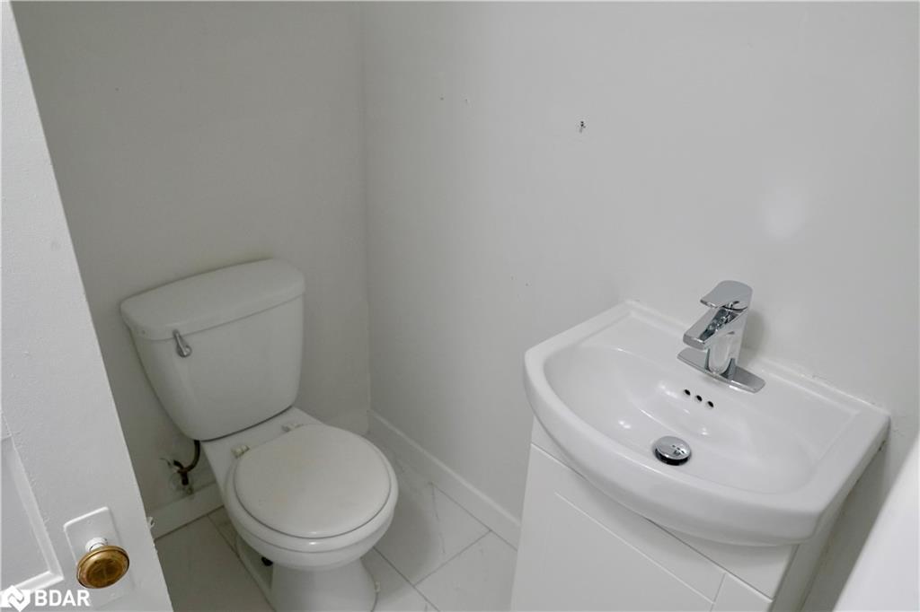 3-386 Gatfield Avenue, Welland, ON - Indoor Photo Showing Bathroom