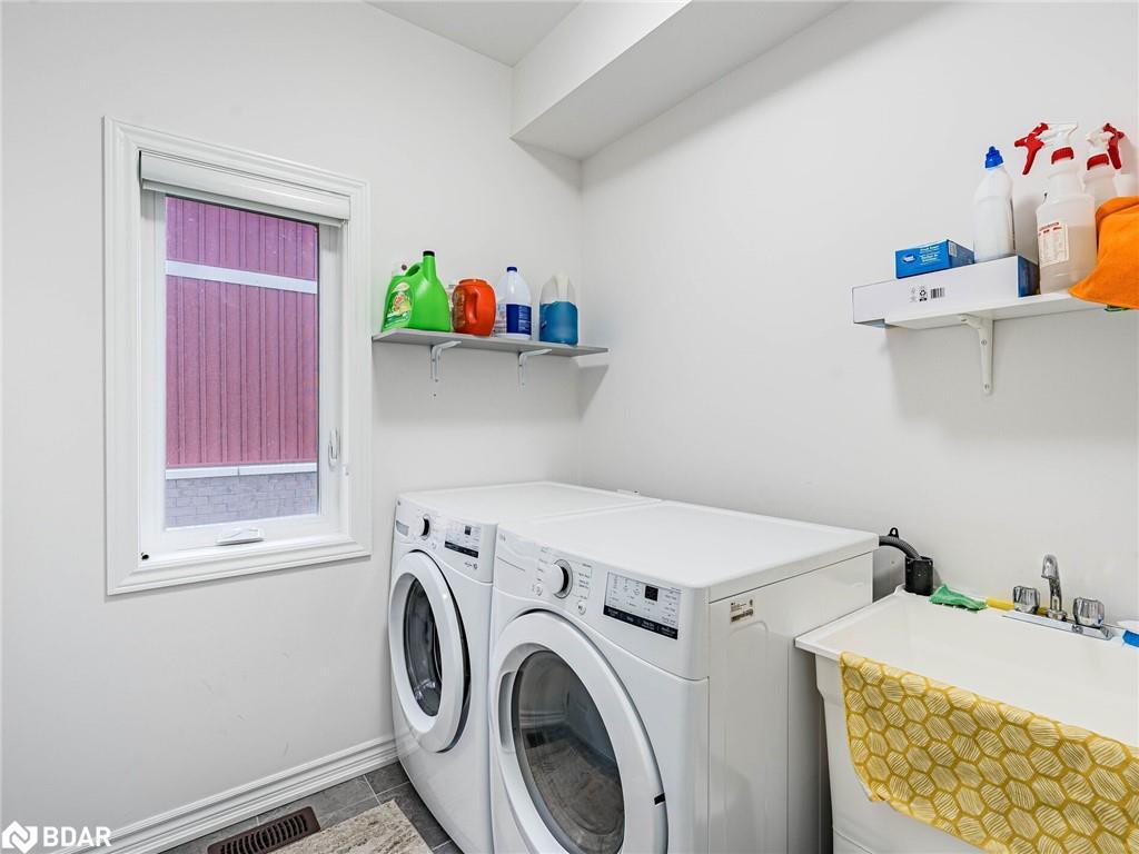 257 Duncan Street Street, Stayner, ON - Indoor Photo Showing Laundry Room