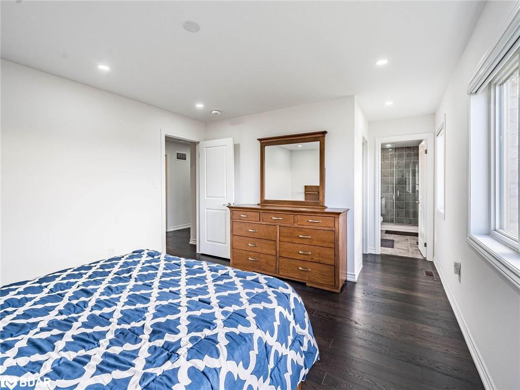 257 Duncan Street Street, Stayner, ON - Indoor Photo Showing Bedroom