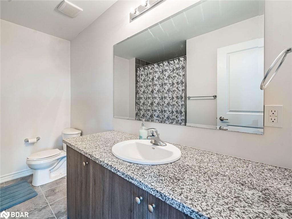 257 Duncan Street Street, Stayner, ON - Indoor Photo Showing Bathroom