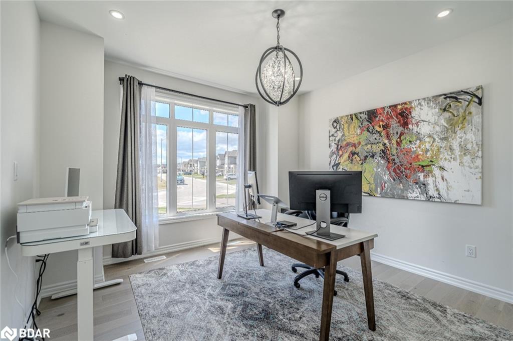 1649 Corsal Court, Innisfil, ON - Indoor Photo Showing Office