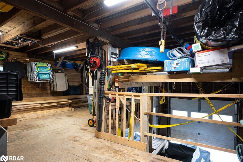 1123 Severn River Road, Gravenhurst, ON - Indoor