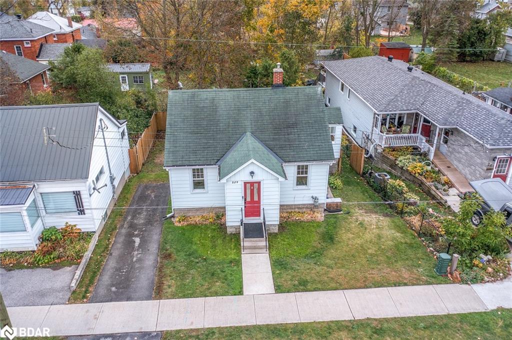 259 Nottawasaga Street, Orillia, ON - Outdoor