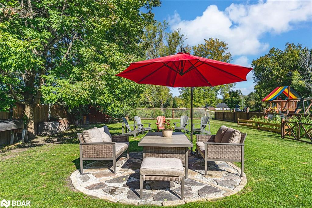141 Poyntz Street, Penetanguishene, ON - Outdoor With Deck Patio Veranda With Backyard