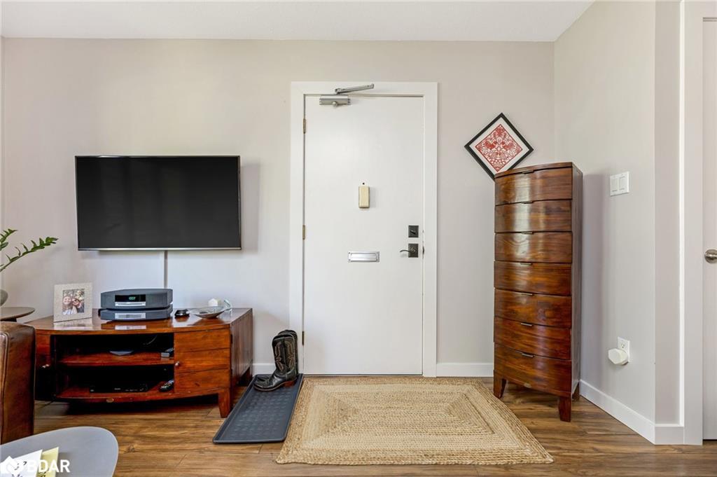 233 Westminster Drive S, Cambridge, ON - Indoor