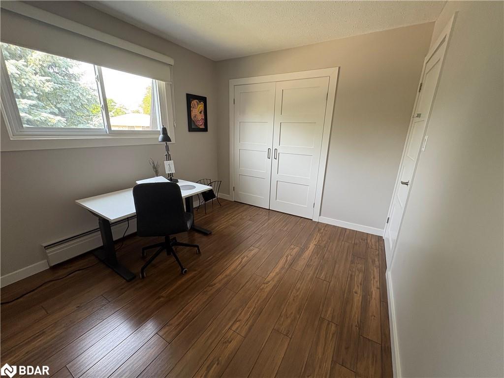 233 Westminster Drive S, Cambridge, ON - Indoor