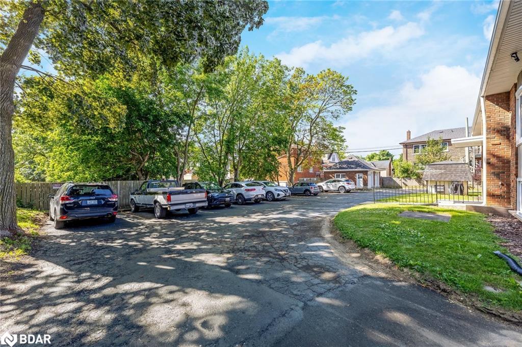 233 Westminster Drive S, Cambridge, ON - Outdoor