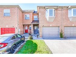 20 Hawtin Lane Aurora, ON L4G 7L4