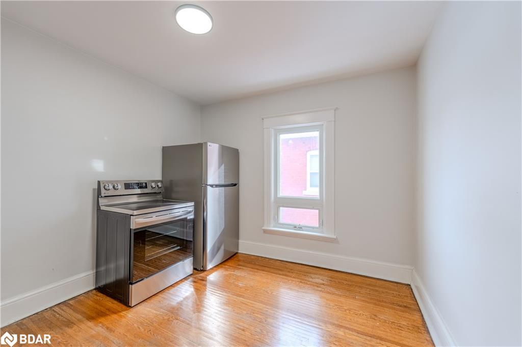 2-157 William Street, Brantford, ON - Indoor