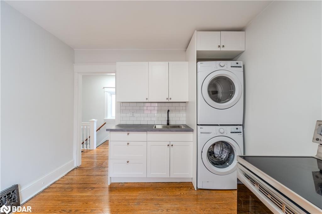 2-157 William Street, Brantford, ON - Indoor Photo Showing Laundry Room