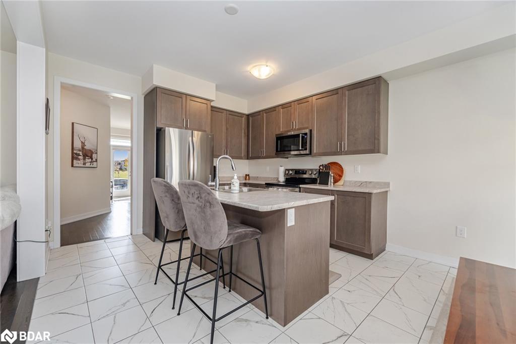 128 Whithorn Crescent, Haldimand, ON - Indoor Photo Showing Kitchen With Stainless Steel Kitchen