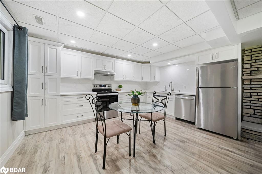 470 Parkview Court, Midland, ON - Indoor