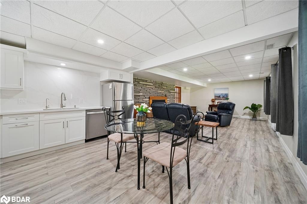 470 Parkview Court, Midland, ON - Indoor