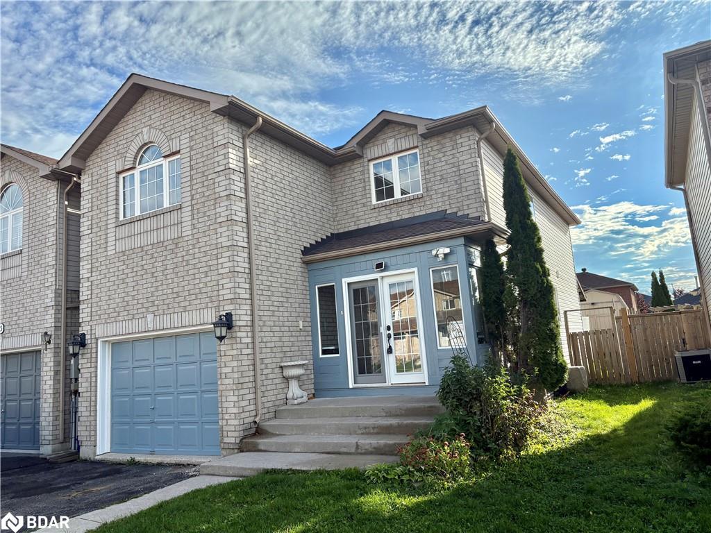 33 Raymond Crescent, Barrie, ON - Outdoor