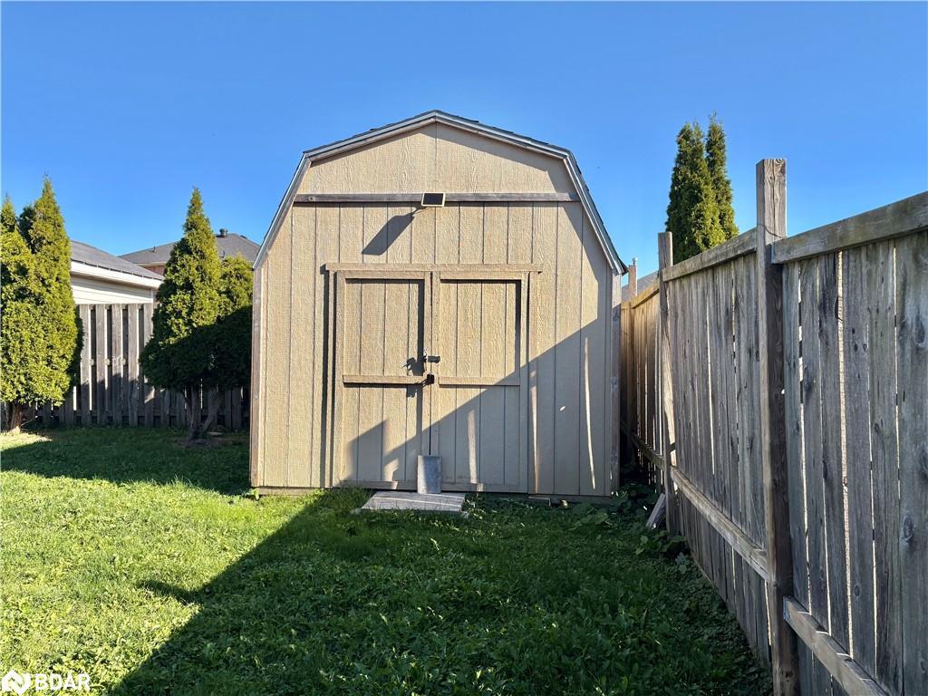 33 Raymond Crescent, Barrie, ON - Outdoor