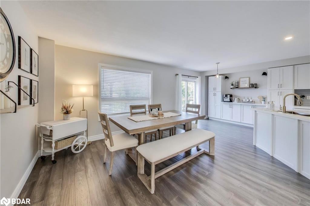 155 Cunningham Drive, Barrie, ON - Indoor