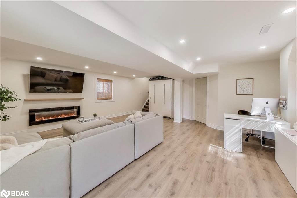 155 Cunningham Drive, Barrie, ON - Indoor With Fireplace