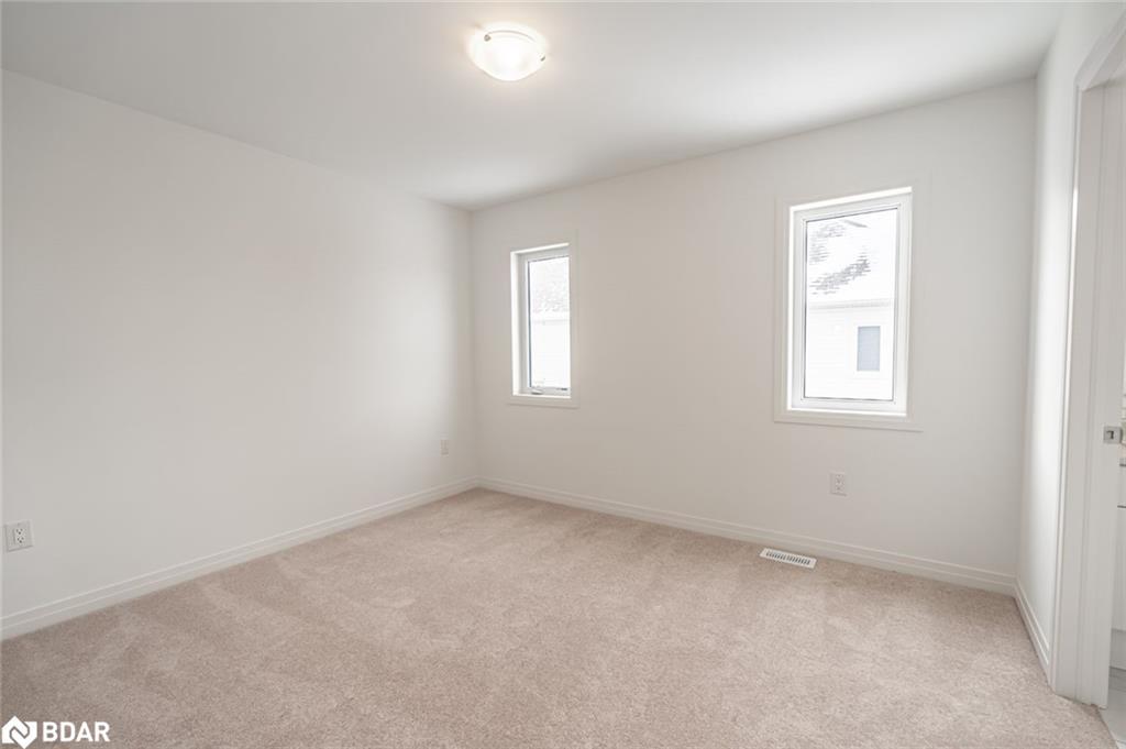 112 West Oak Trail, Barrie, ON - Indoor Photo Showing Other Room