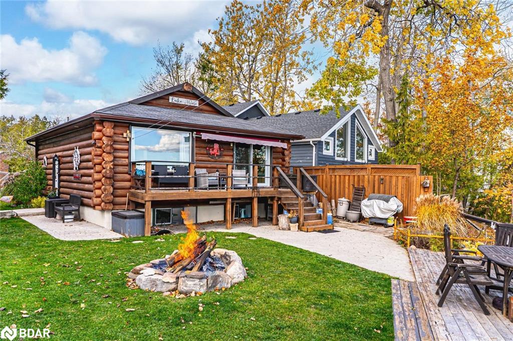 17 Stanley Avenue, Oro-Medonte, ON - Outdoor With Deck Patio Veranda