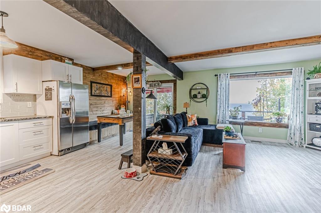 17 Stanley Avenue, Oro-Medonte, ON - Indoor