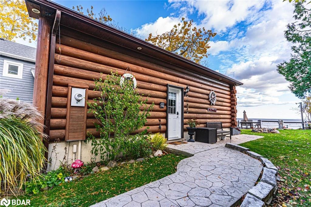 17 Stanley Avenue, Oro-Medonte, ON - Outdoor