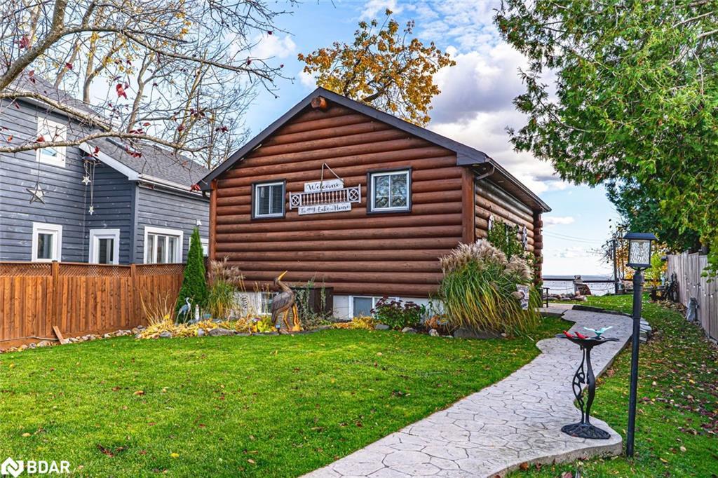 17 Stanley Avenue, Oro-Medonte, ON - Outdoor