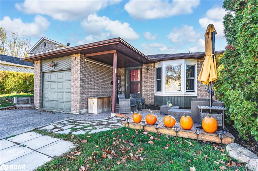 69 Fox Run, Barrie, ON - Outdoor With Deck Patio Veranda