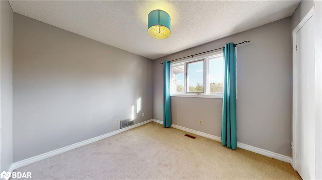 4 Trillium Crescent, Barrie, ON - Indoor Photo Showing Other Room